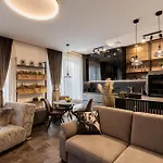 Διαμέρισμα Dh Private Flowers Terrace And Sauna Luxury 2kk, 2x Smarttv-netflix, Free Parking, Gym Μπρνο