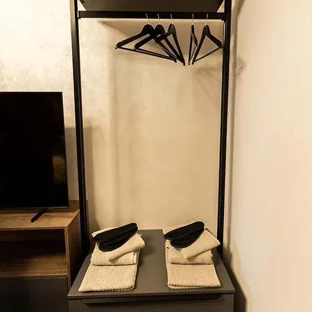 Apartment Dh Private Flowers Terrace And Sauna Luxury 2kk, 2x Smarttv-netflix, Free Parking, Gym Brünn