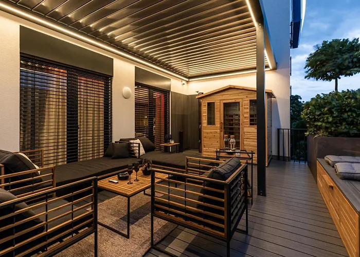 Dh Private Flowers Terrace And Sauna Luxury 2kk, 2x Smarttv-netflix, Free Parking, Gym
