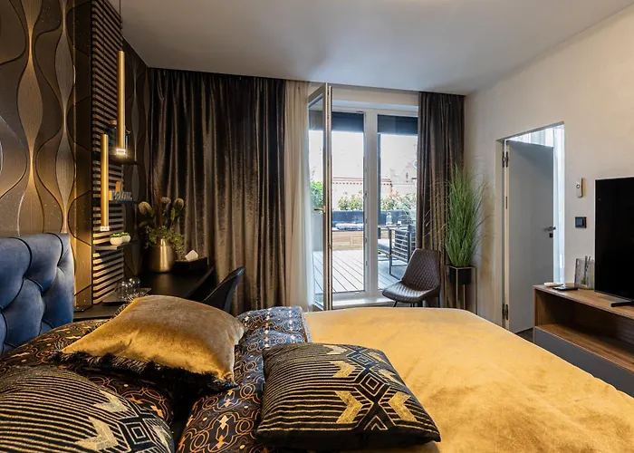 Apartment Dh Private Flowers Terrace And Sauna Luxury 2kk, 2x Smarttv-netflix, Free Parking, Gym *