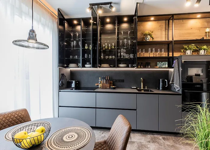 Dh Private Flowers Terrace And Sauna Luxury 2kk, 2x Smarttv-netflix, Free Parking, Gym